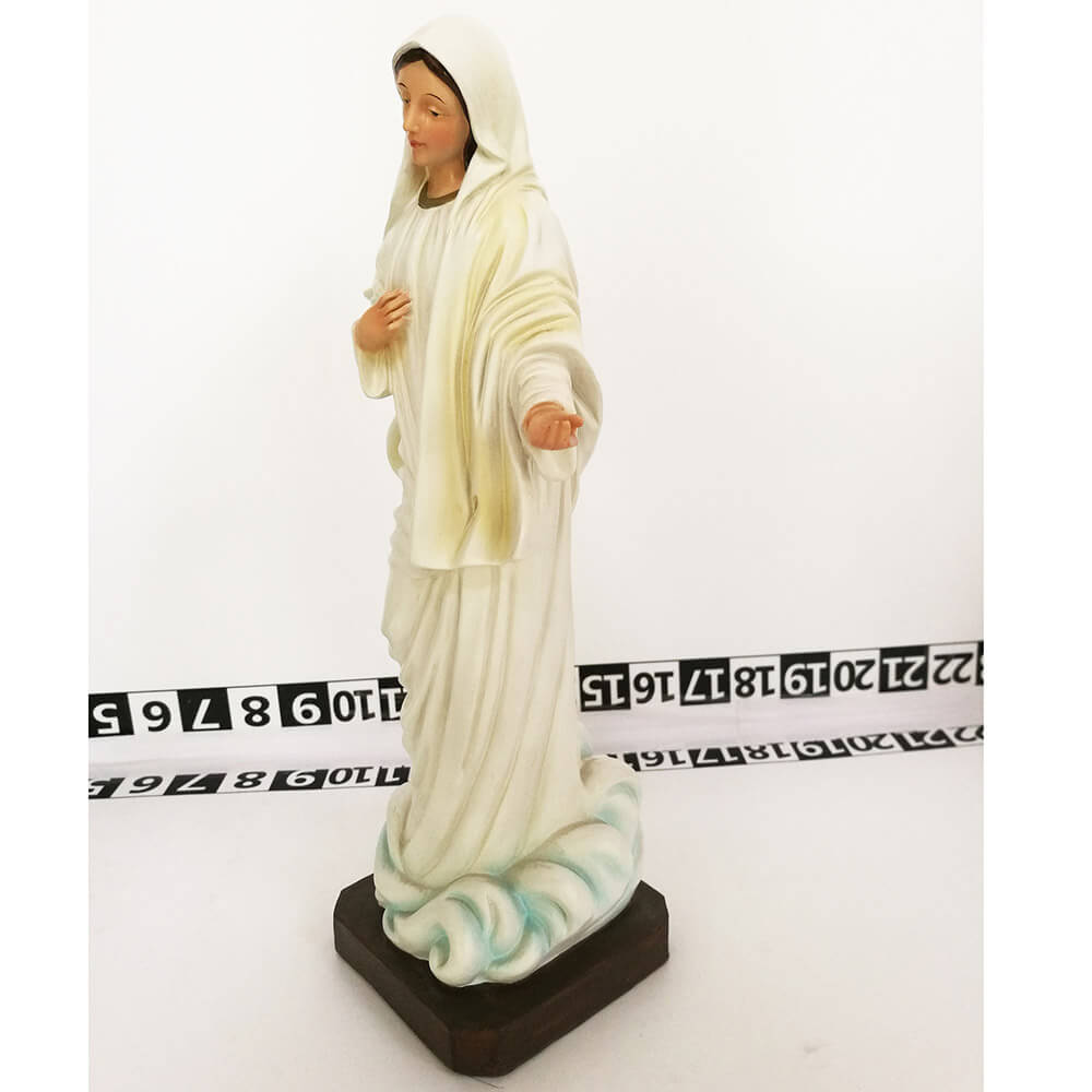 resin virgin mary statue